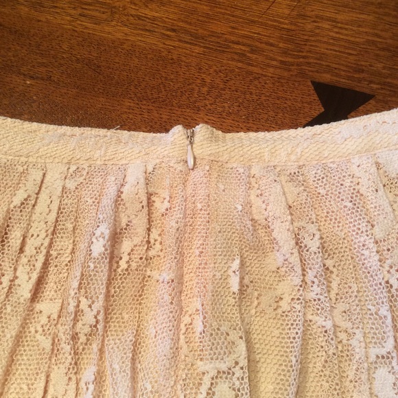 Forever 21 skirt. - Picture 5 of 6